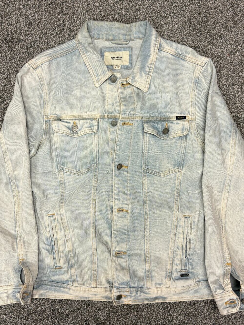 Pull&Bear Light Wash Denim Jean Jacket, Size XL